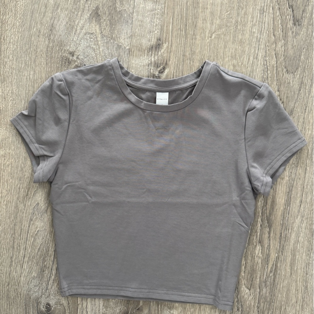 Vitality Crop Basis Tee- brand new